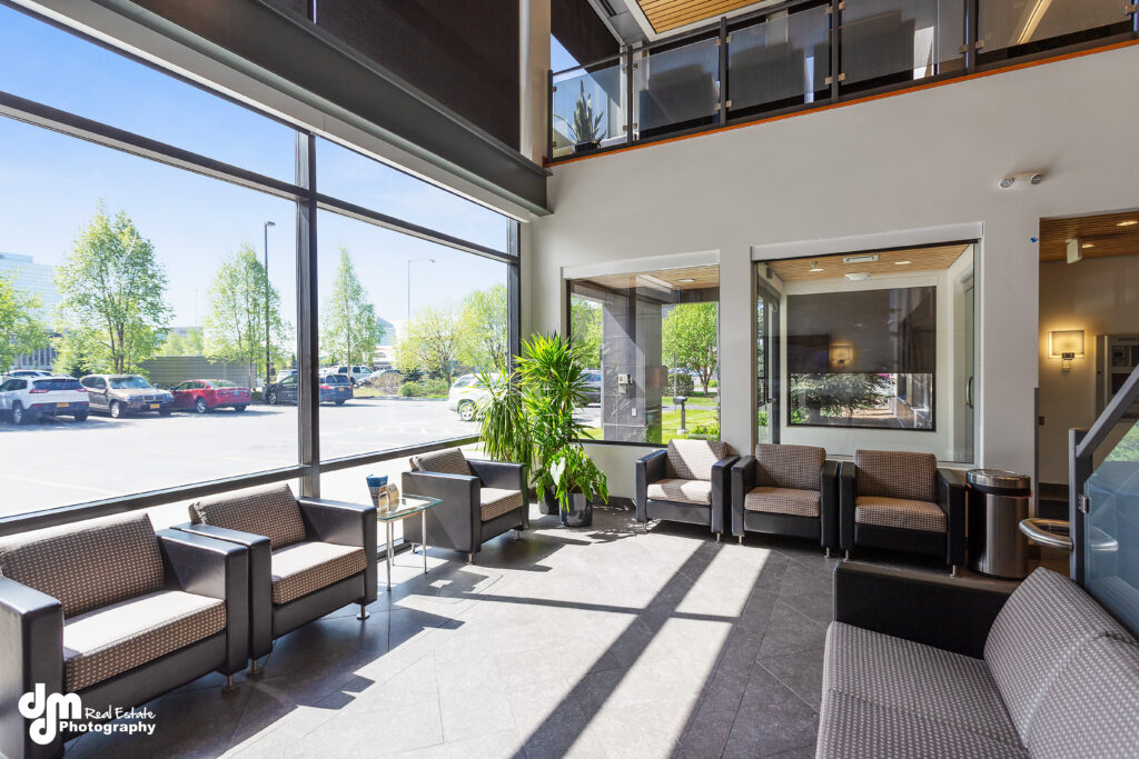 Commerce Building | 100 Calais Drive