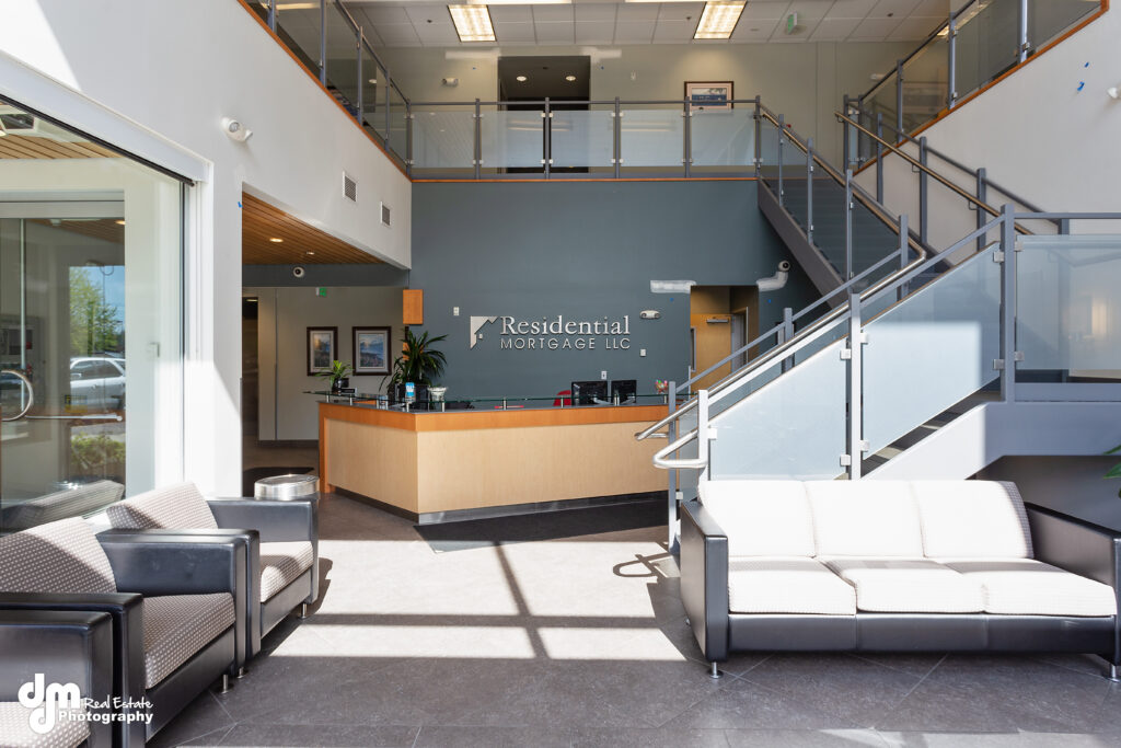 Commerce Building | 100 Calais Drive